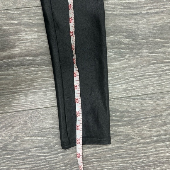 SPANX Women’s Faux Black Leather Leggings Tights in Shimmer Black SZ Medium - Picture 13 of 16